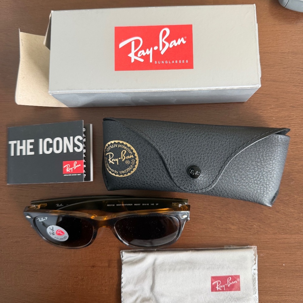 Ray-Ban New Wayfarer Polarized Sunglasses Brown Tortoise  RB2132 902/57 55